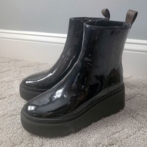 NWOT Michael Kors Geller Wedge Boots